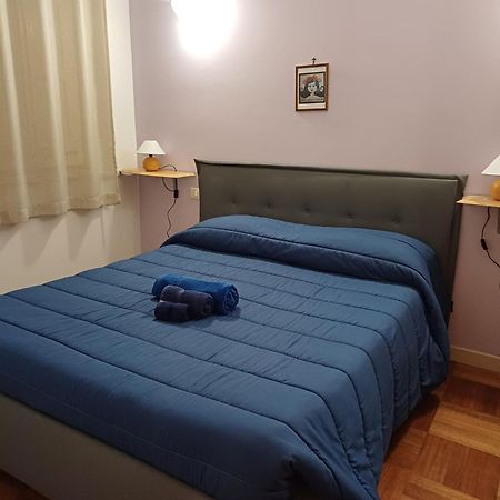 Appartamento Alessandro Al Porto Palermo Exterior photo