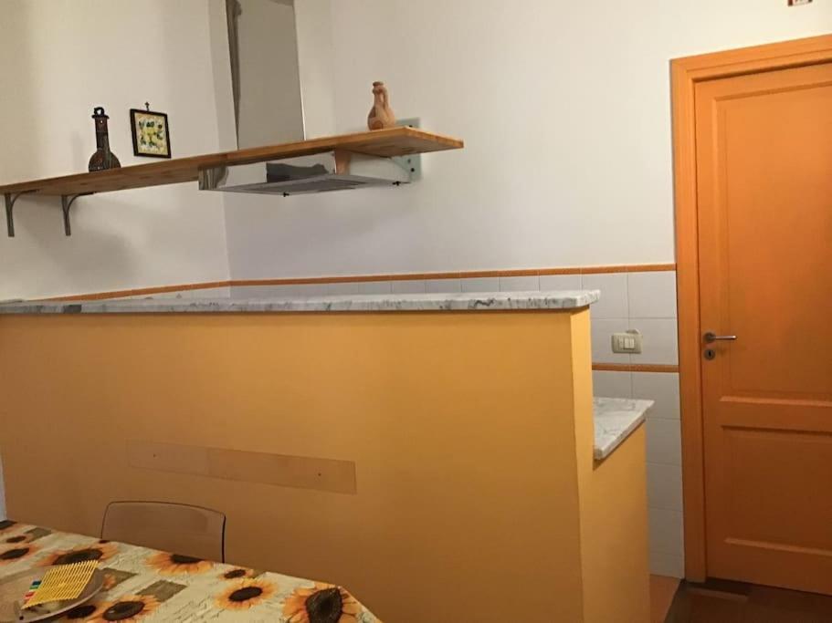 Appartamento Alessandro Al Porto Palermo Exterior photo